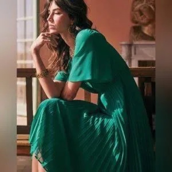 Sezane Pleated Florencia Dress Kelly Green - Picture 2 of 5